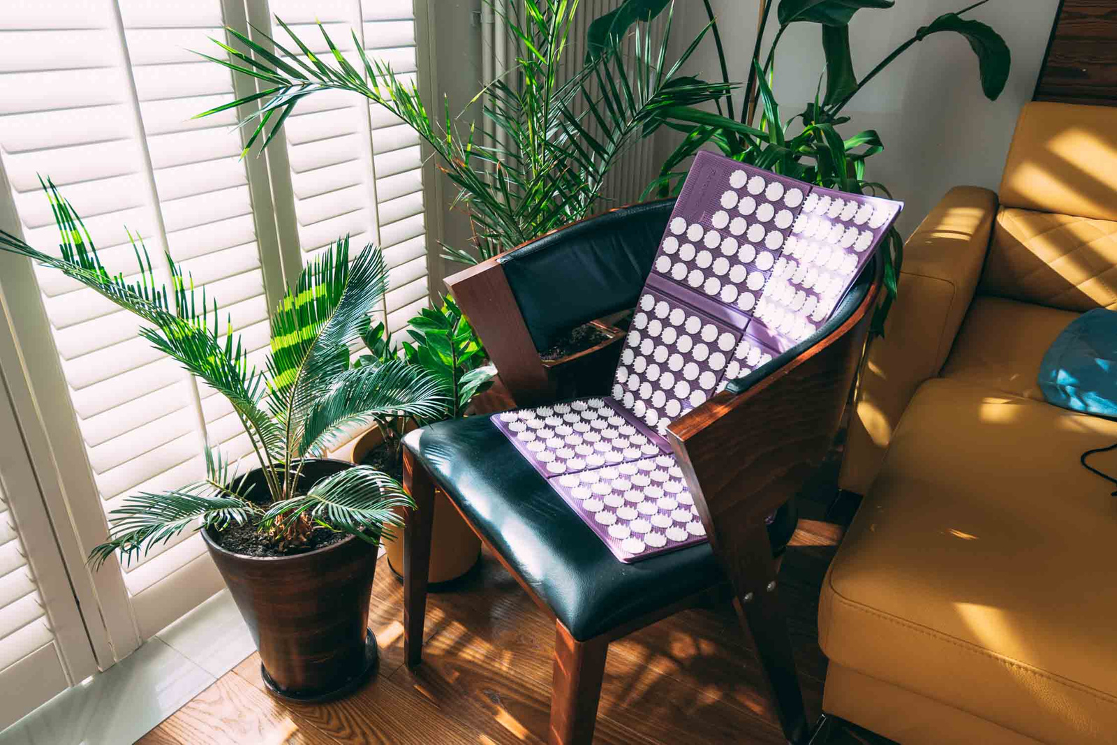 Mata do akupresury piankowa 4YH składana fioletowa 1253 - obrazek 6